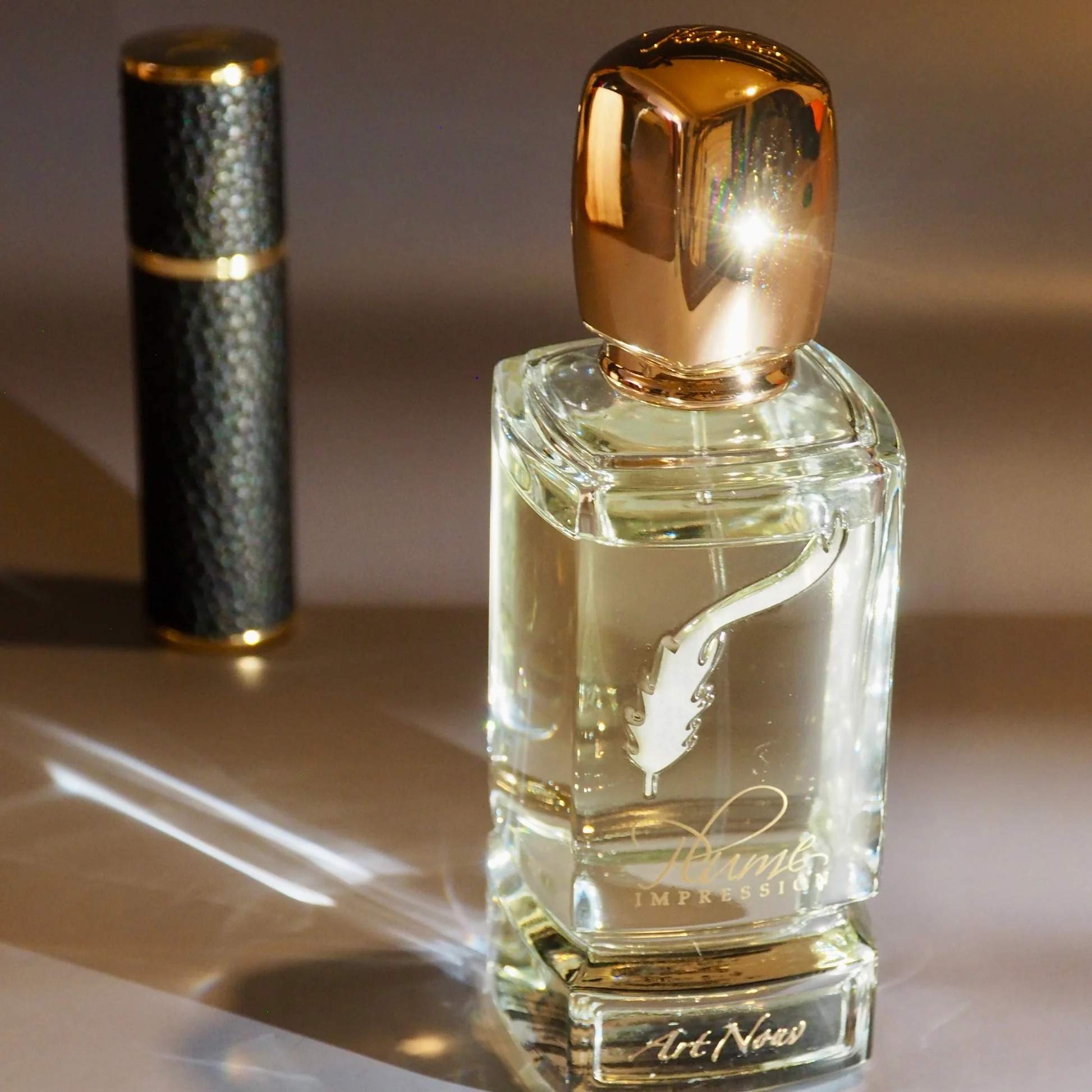 Perfume Plume Impression